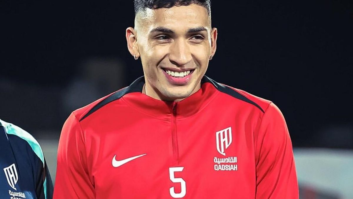 Equi Fernández con el Al-Qadsiah de Arabia