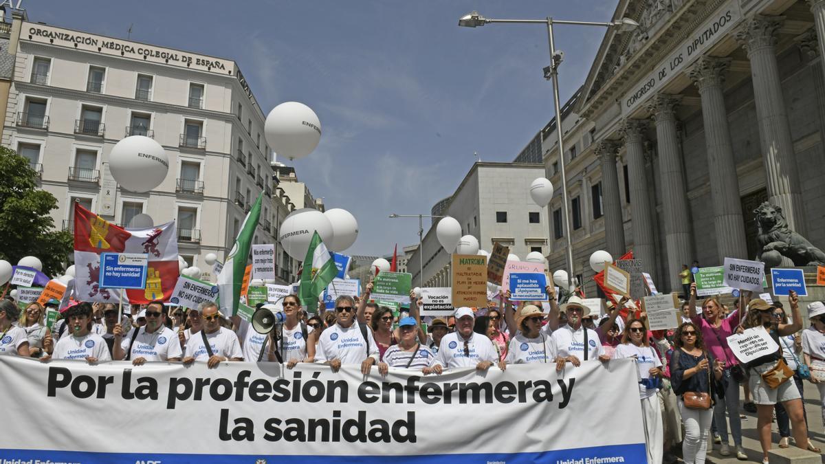 Una imagen de la marcha de enfermeras en Madrid.