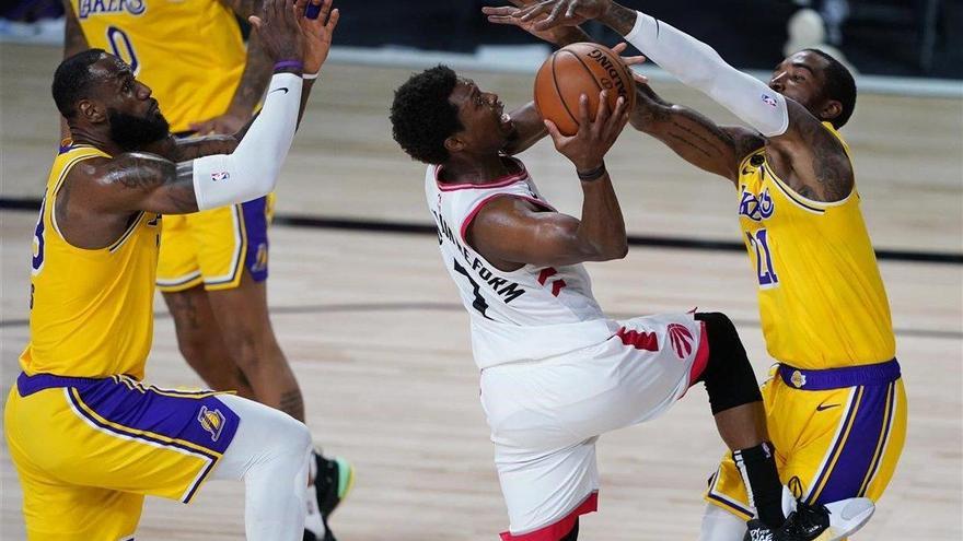Lowry y los Raptors enseñan músculo ante unos discretos Lakers