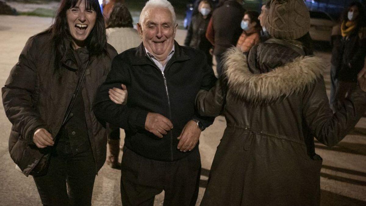 Vecinos de San Xoán de Río, la pasada Nochevieja.