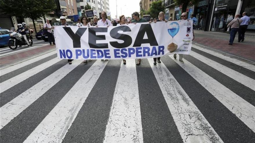 CHA: El gobierno de Rajoy sigue &quot;enterrando millones&quot; en el recrecimiento de Yesa