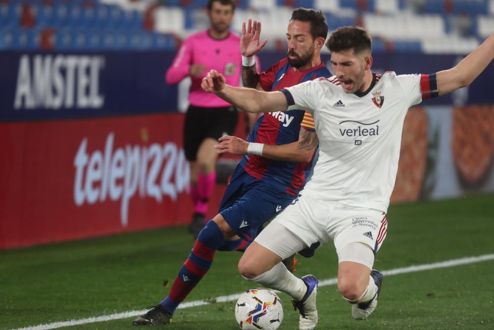 Las mejores fotos del Levante UD - Osasuna