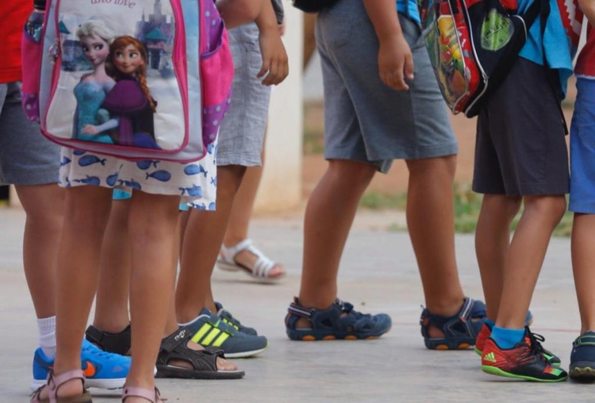 El castigo de la maestra impide a un niño salir al patio durante 7 meses