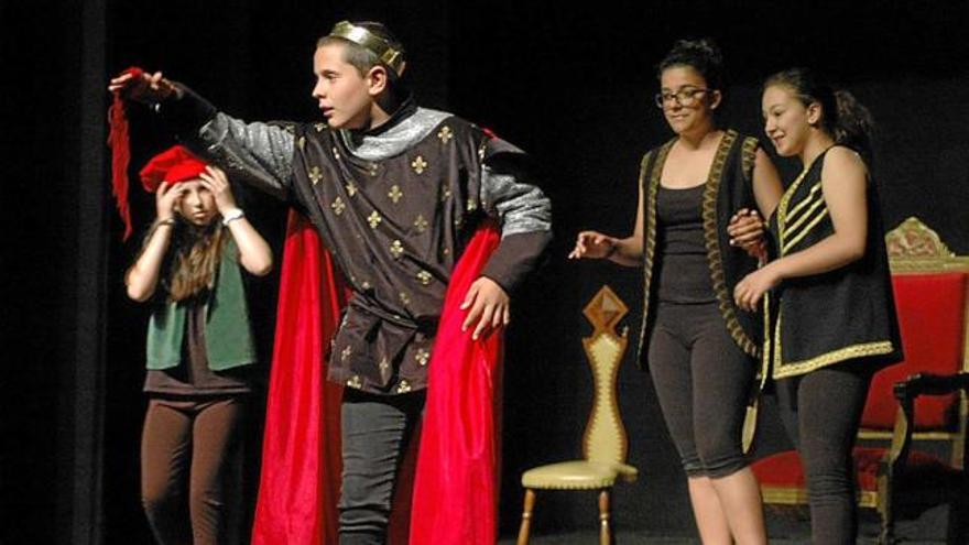 Els Carlins atresoren 25 anys d&#039;experiència en tallers teatrals per a joves