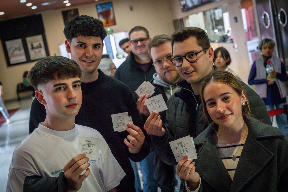 TORRENTE PRESIDENTE | Primeras reacciones al estreno de ...