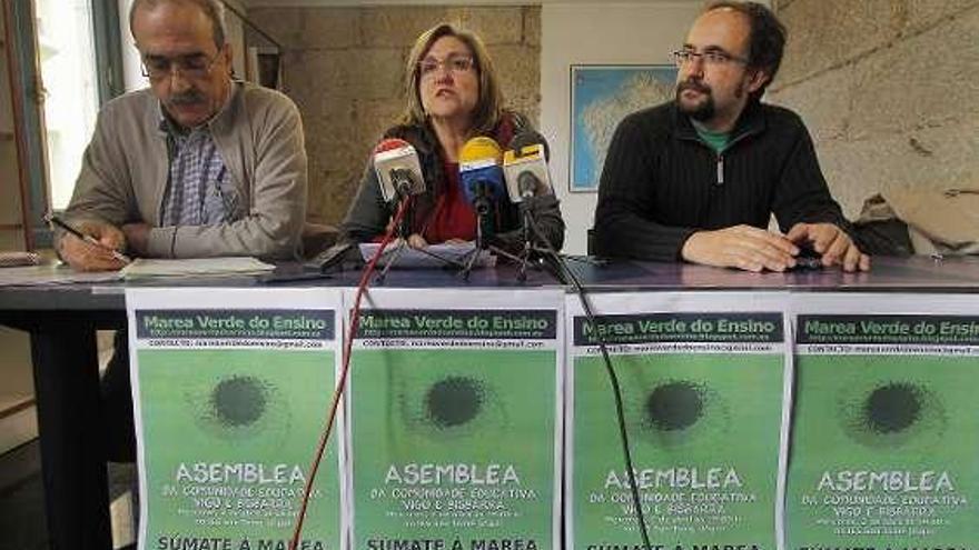 Xurxo Martínez, director del Neira Vila (izq.); Lourdes García, docente en el IES Castro; y Roi Rodríguez, del Illas Cíes. // J. Santomé