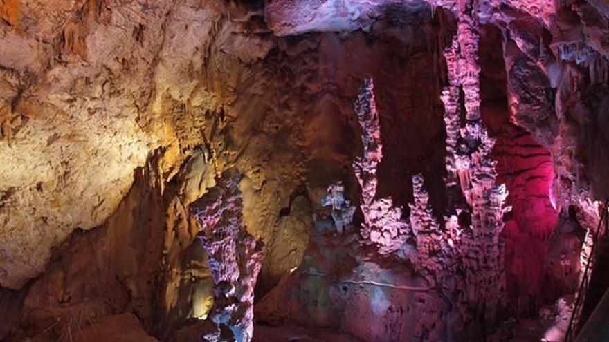 El pueblo de Alicante que esconde una “catedral subterránea” con una de las bóvedas más altas de España