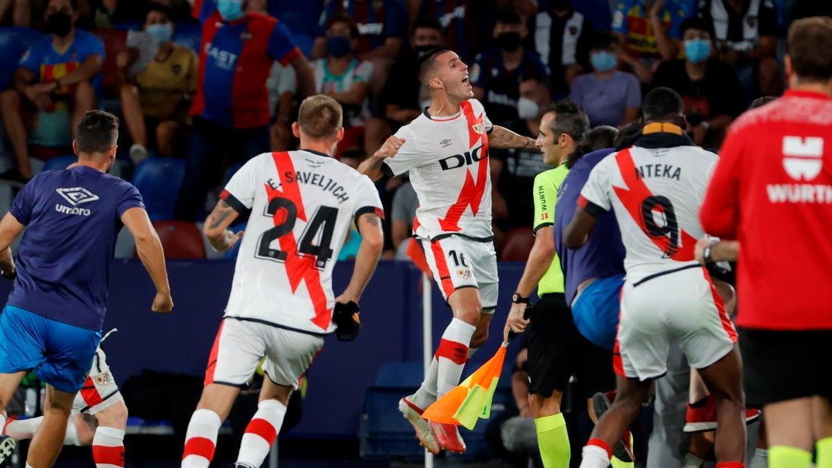 Sergi Guardiola celebrando el tanto del empate