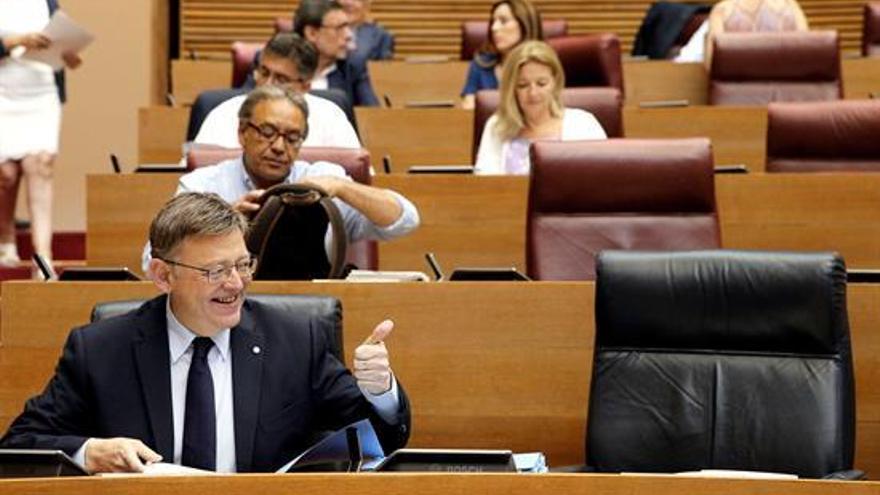 Puig celebra que el Gobierno &quot;rectifique&quot; con el tramo Valencia-Castellón