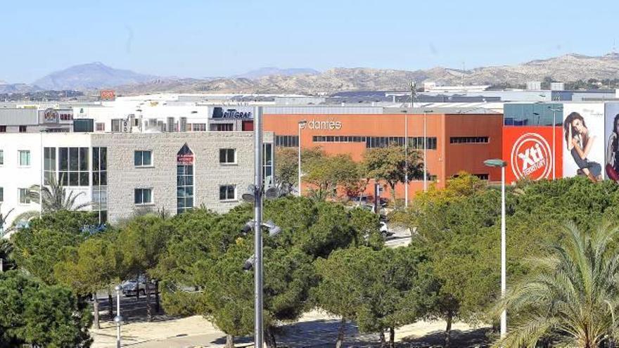 El Parque Industrial de Elche, que concentra el mayor conjunto de empresas de la ciudad.