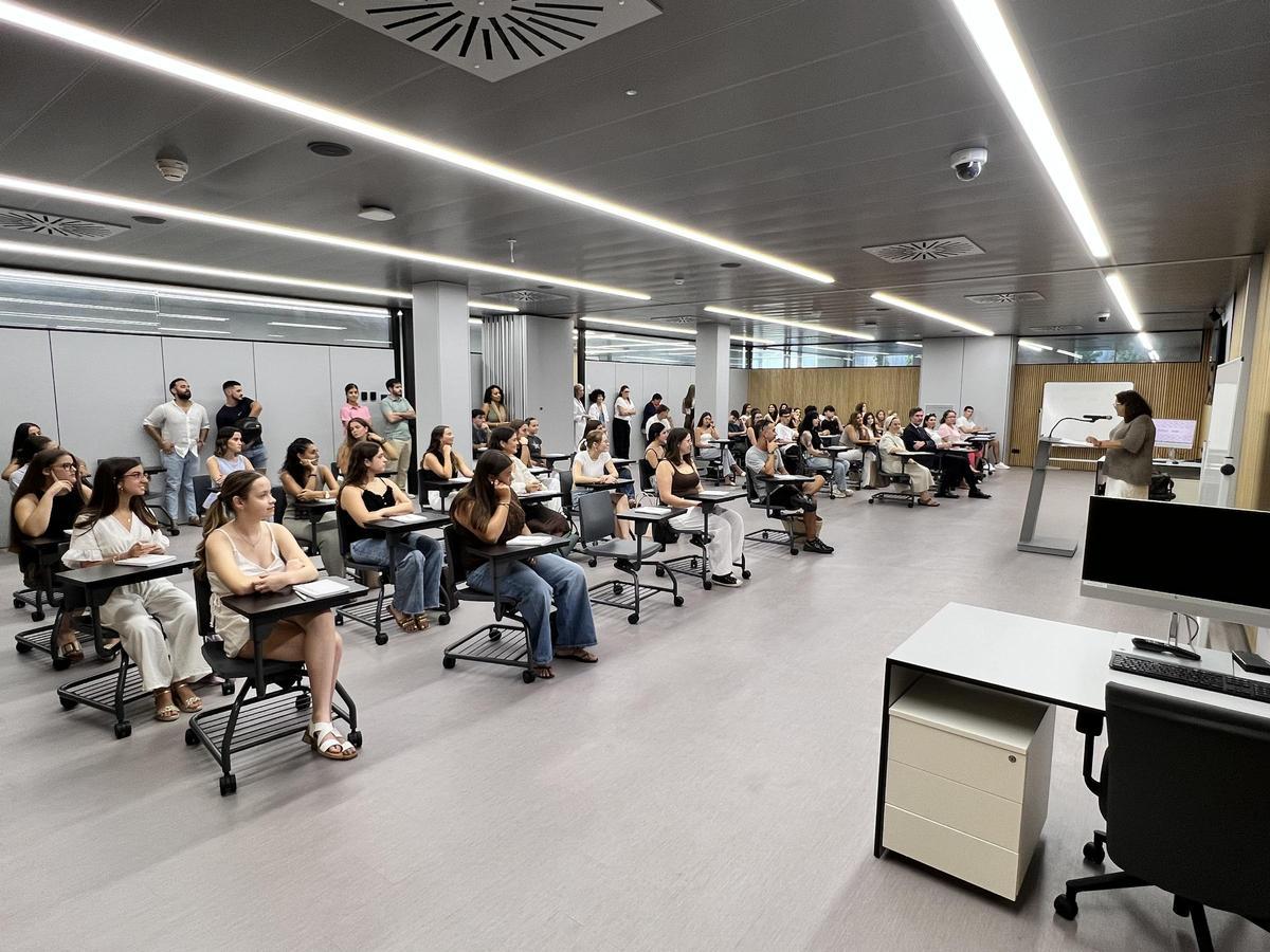 El CESAG organiza numerosos enceuntros y ponencias, tanto en su salón de actos como en otros espacios del campus.