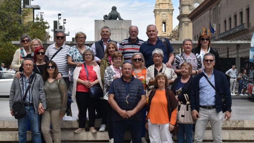 Los vecinos de la localidad pudieron disfrutar de varias excursiones por Zaragoza. | SERVICIO ESPECIAL