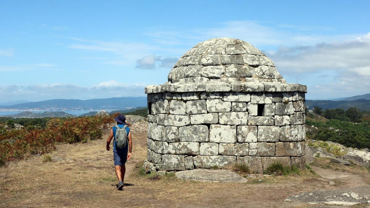 O Facho, recibía o nome oficial de garita de Punjeiro, mais tamén o de Poajeiro en alusión á néboa e poalla.