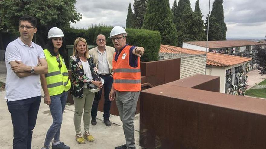 El ayuntamiento ampliará el cementerio con 216 nuevos nichos y 160 osarios