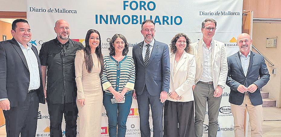 Omar García, Jordi Herrero, Lourdes Vázquez, Marisa Goñi, José Luis Mateos, Alejandra Marqués, Daniel Arenas y Sebastià Oliver.