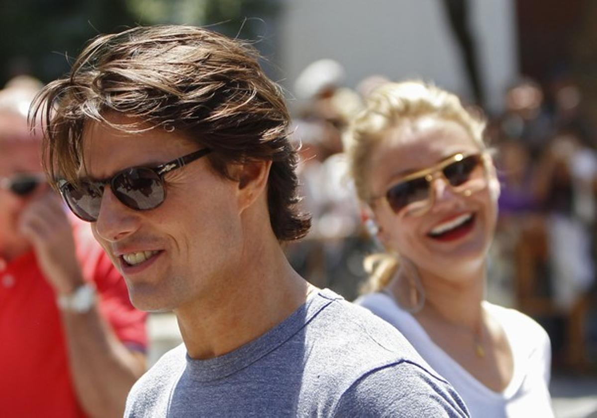 Les estrelles de Hollywood Cameron Diaz i Tom Cruise han arribat a Sevilla. Les estrelles de Hollywood Cameron Diaz i Tom Cruise han arribat a Sevilla.