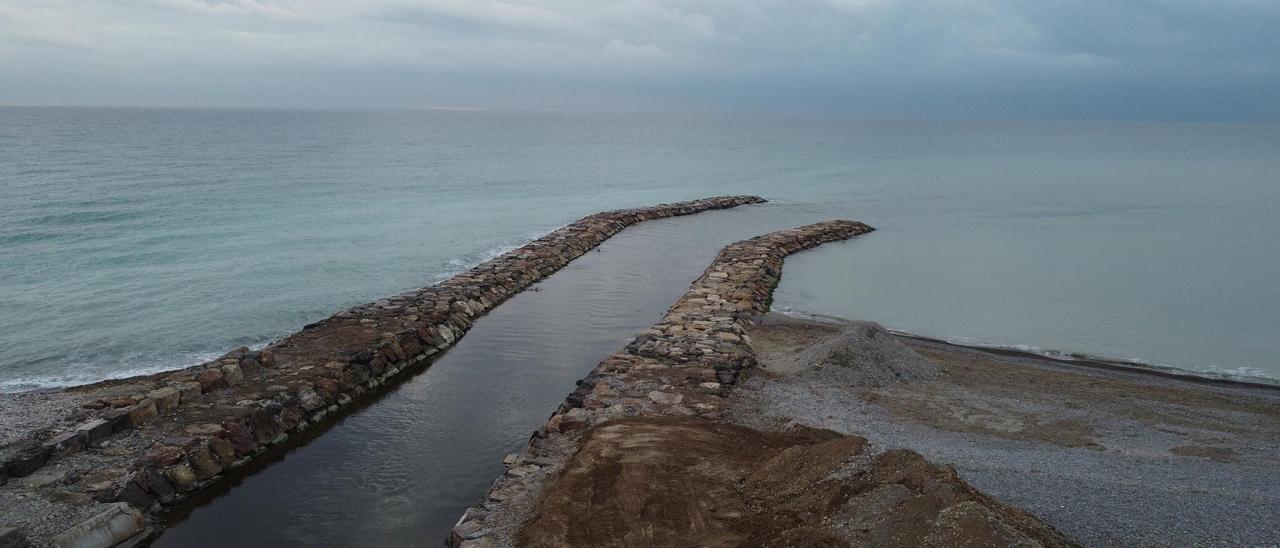 Costas avanza el proyecto en el litoral sur y culmina los trabajos en la Llosa.