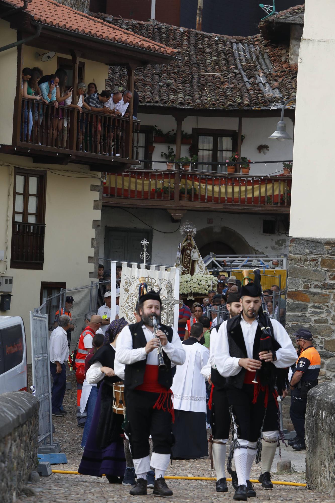 En imágenes: así se vivió El Carmen en Asturias