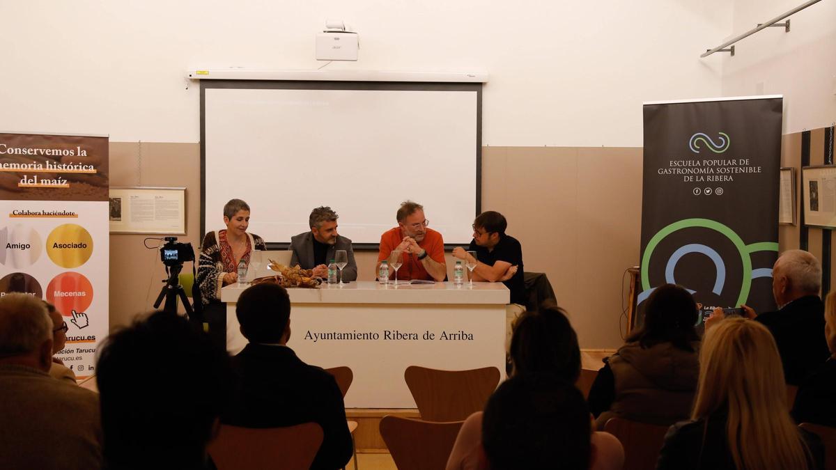 Mesa redonda organizada por la Escuela popular de la gastronomía sostenible de La Ribera.