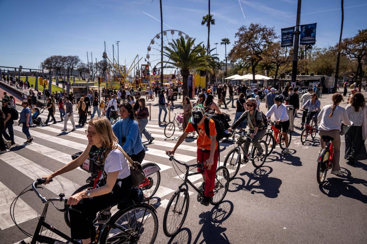 Barcelona afronta una nit de calor tropical aquest diumenge, amb temperatures per sobre dels 20 graus