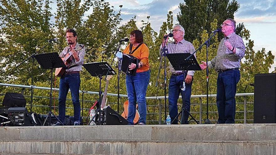 Sant Joan de Vilatorrada celebra l&#039;acte institucional amb havaneres