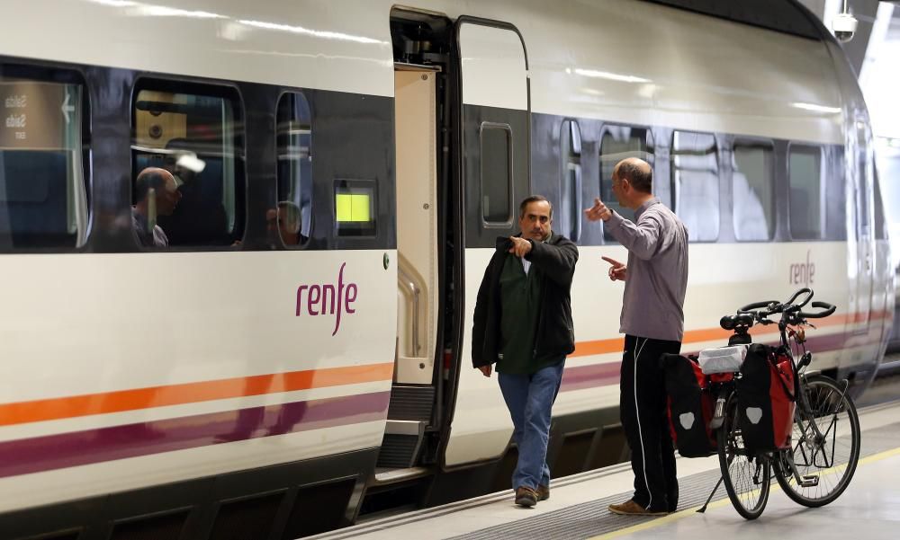 Vigo, partida o destino de un cuarto de los viajeros del Eje Atlántico