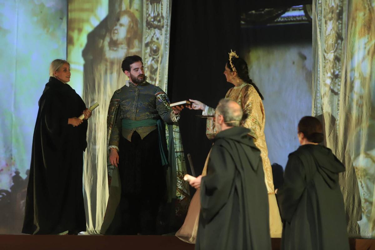 El Patio de San Eulogio acoge la representación de 'El gran teatro del mundo' de Calderón