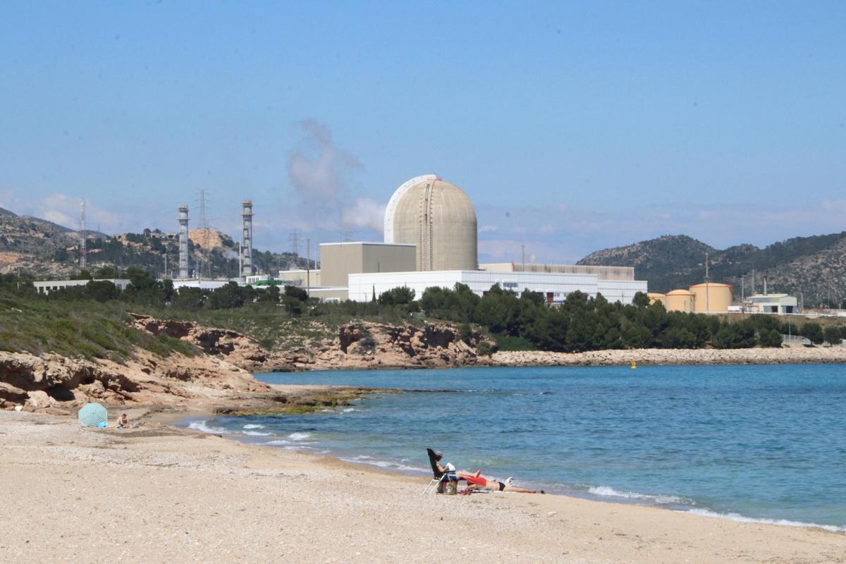 Imagen de la central nuclear de Vandellòs II durante el apagón eléctrico del 28 de abril.