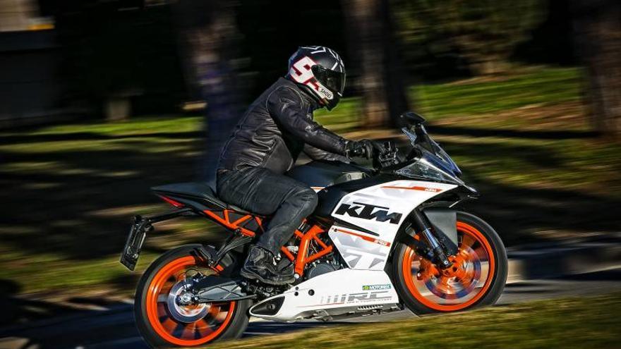 KTM RC390, Con ADN de carreras