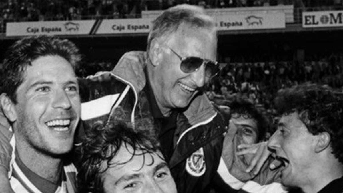 Vicente Cantatore, durante su etapa como entrenador del Real Valladolid