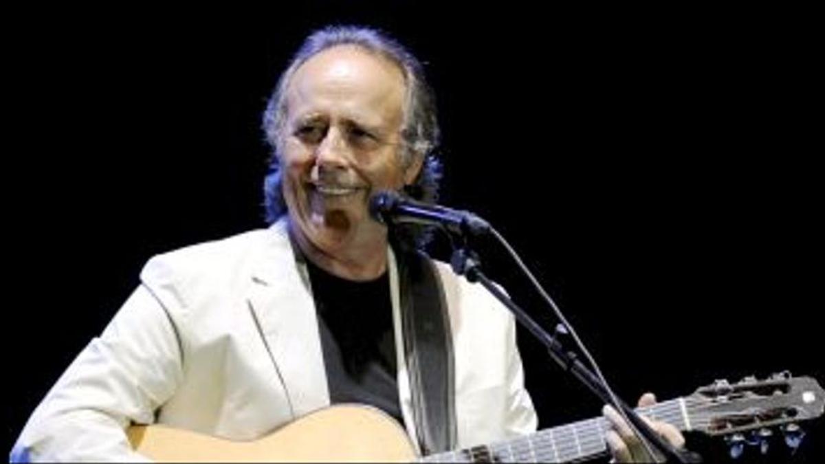 El cantautor Joan Manuel Serrat se despide de los escenarios.