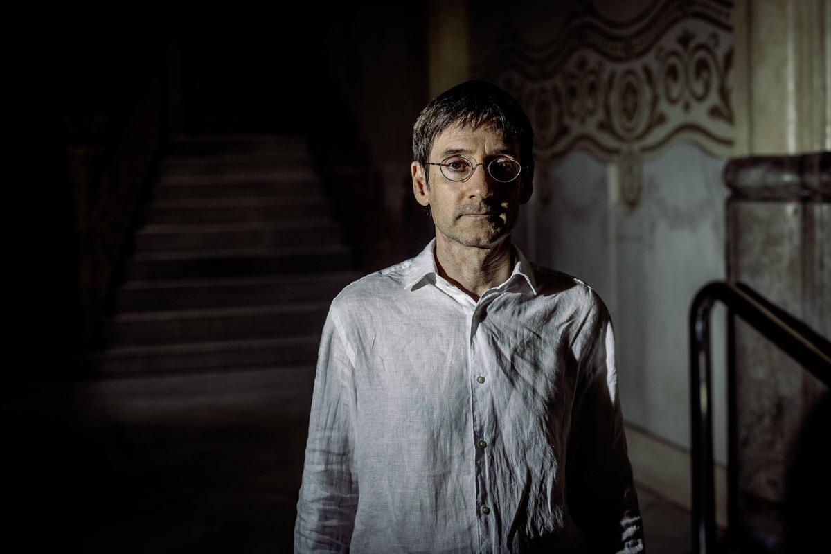 Albert Ubach, víctima de abusos de sexuales en la Escuela Maristas de Rubí, tras denunciarlo a través de El Periódico mostrando su identidad por primera vez.