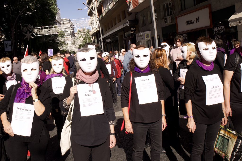 La manifestación en Murcia contra la violencia machista, en imágenes