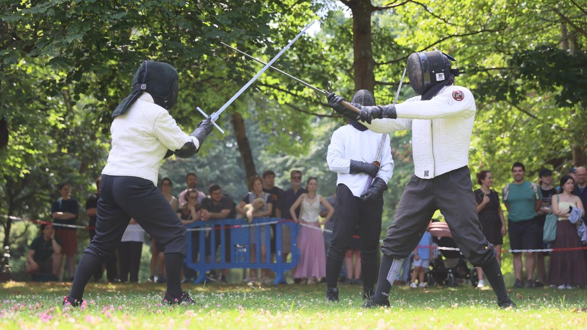EN IMÁGENES: Los talleres de esgrima del Festival Celsius en Avilés