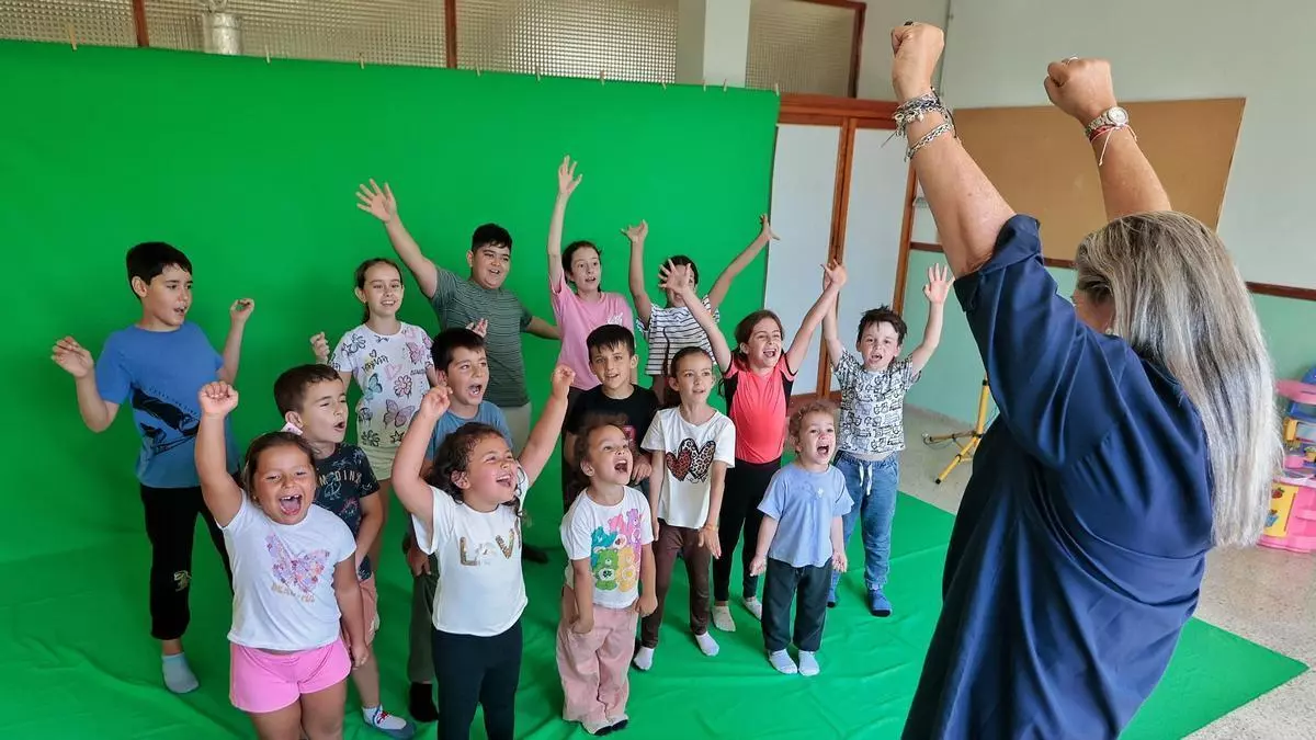 ¿Cómo es estudiar en una escuela rural?: fin de curso y futuro incierto para los 121 colegios unitarios de Canarias