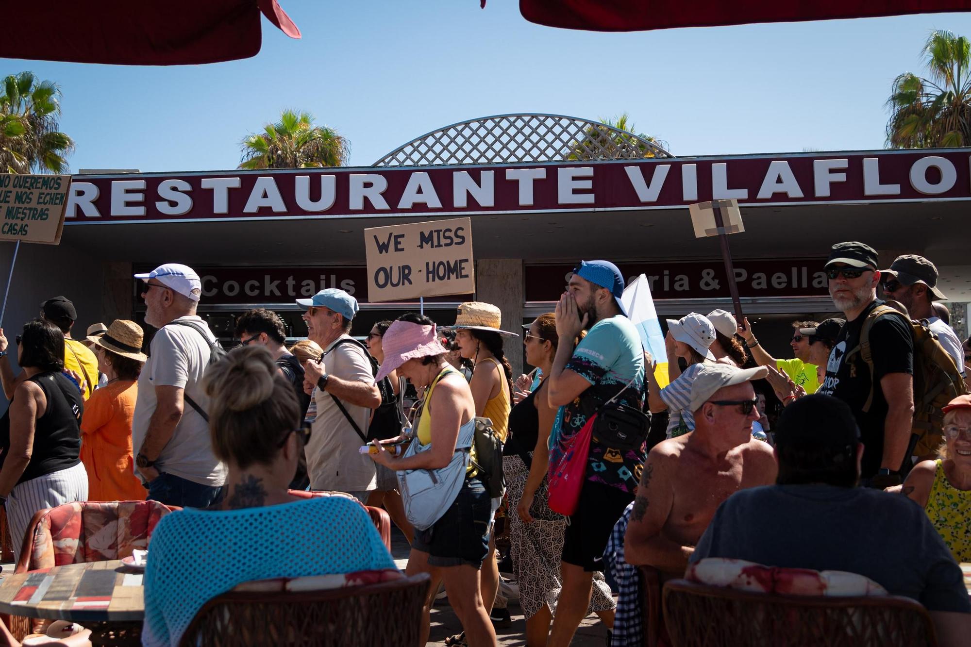 Todas las imágenes de la manifestación del 20-O en Tenerife