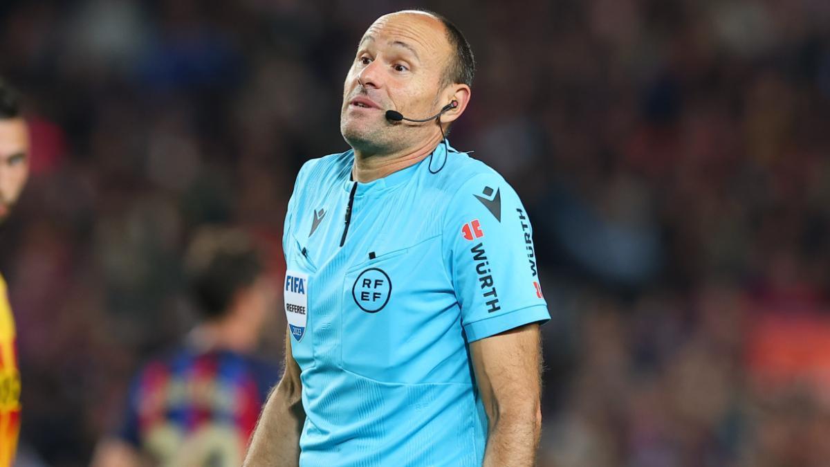 Antonio Mateu Lahoz.