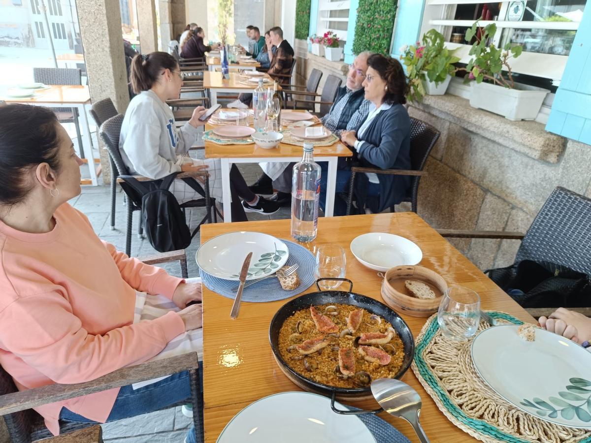 Las jornadas del pescado azul en el restaurante Taberna Herlogón de O Grove. Las jornadas del pescado azul en el restaurante Taberna Herlogón de O Grove.
