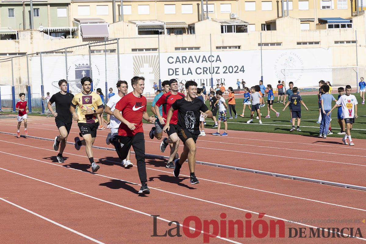 Abel Antón visitaba la Escuela Municipal de Atletismo de Caravaca