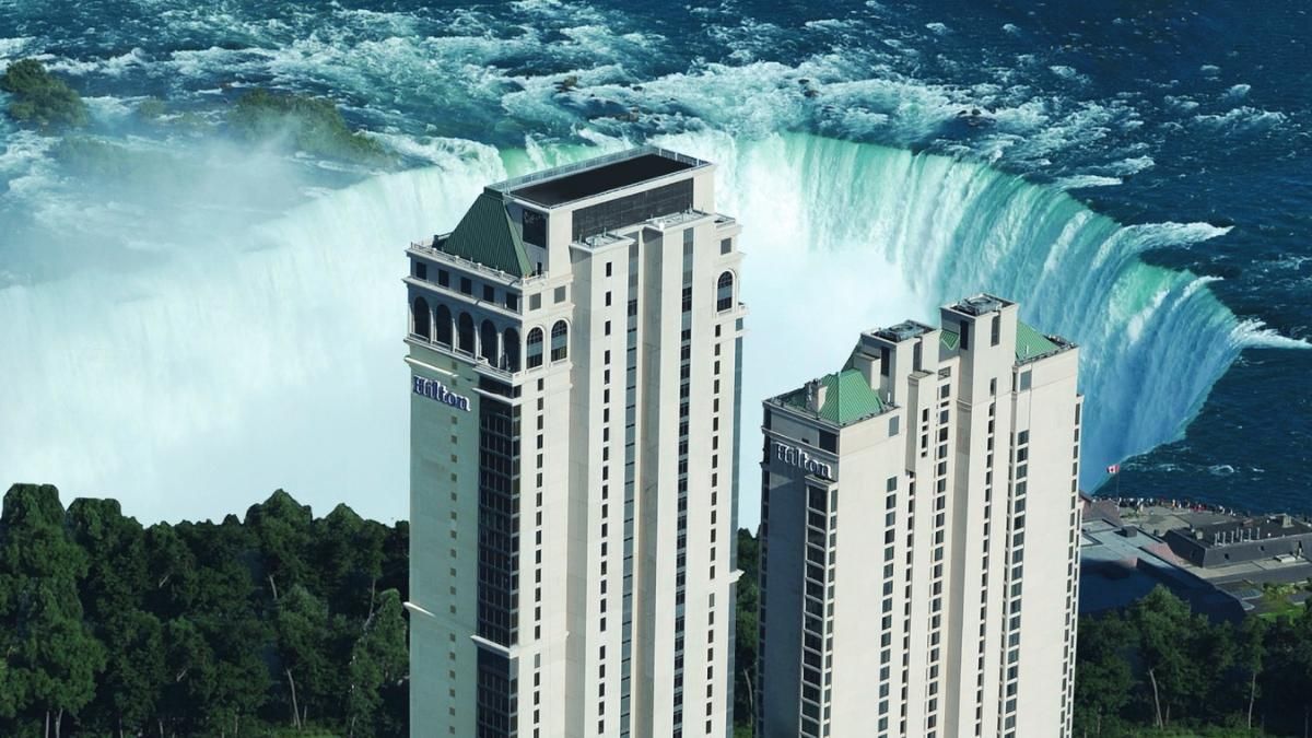 Unos cuantos hoteles frente a cascadas que te dejarán con la boca abierta.