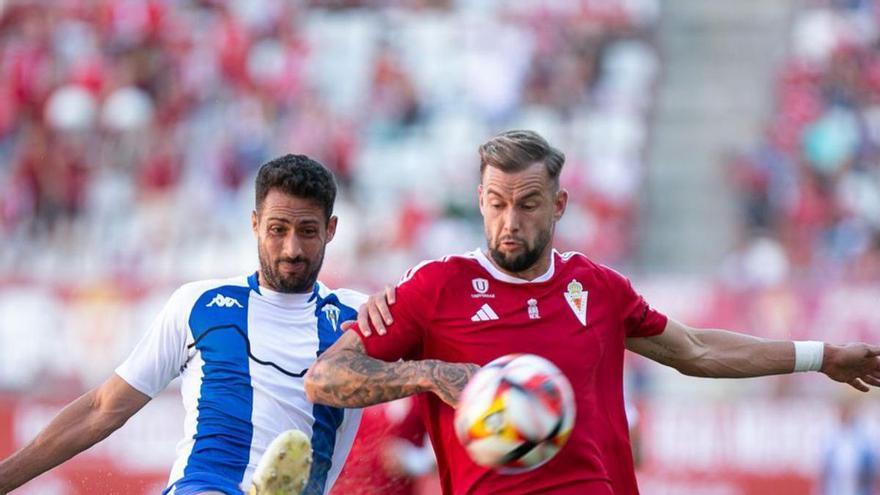 José Ángel Carrillo en el duelo ante el Alcoyano. | F.P.