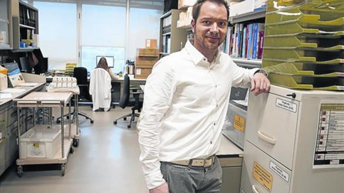 Investigador 8 Samuel Sánchez, en el Institut de Bioenginyeria de Catalunya, en Barcelona.