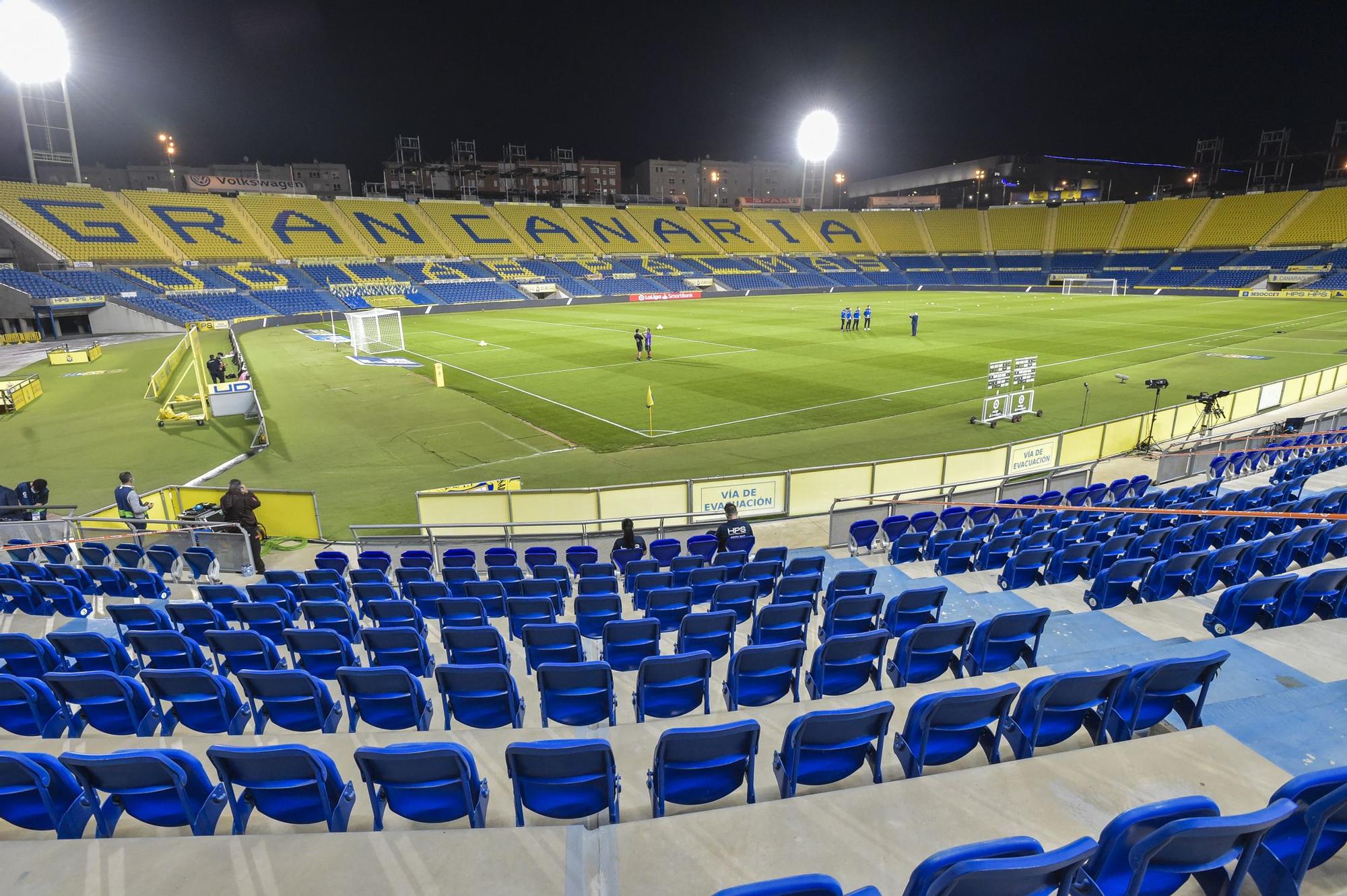 El partido del derbi UD Las Palmas - CD Tenerife, en imágenes