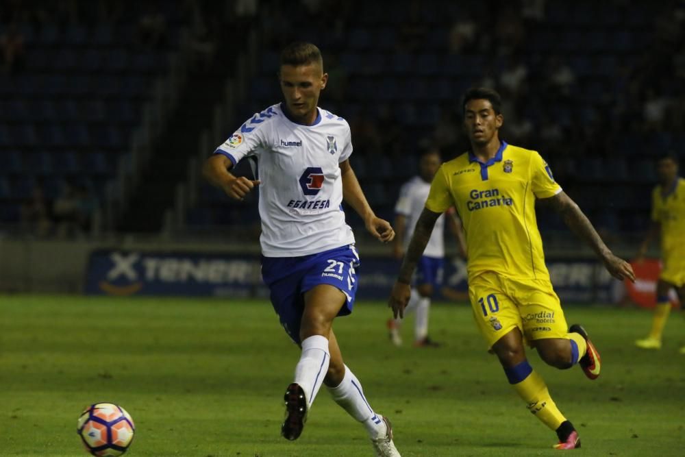 Delia Padrón Partido Copa Mahou entre el Tenerife y Las Palmas.