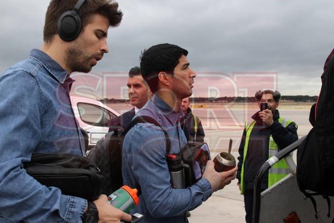 Las imágenes del Barça en el Aeropuerto de Castellón