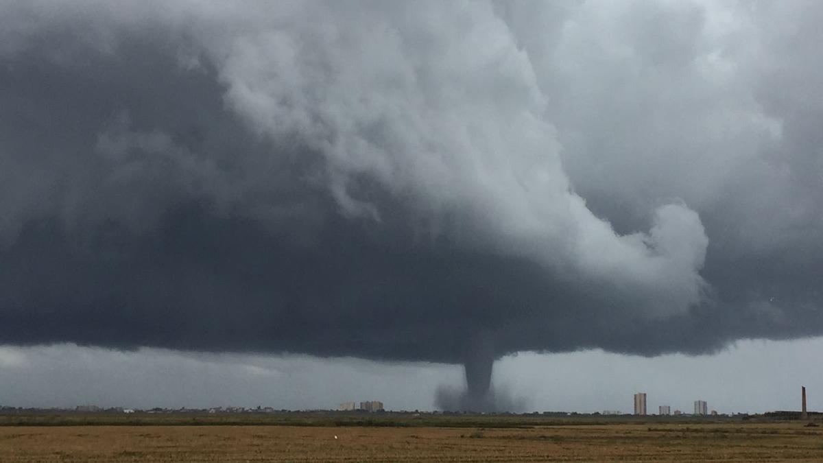 Un impactante tornado marino sorprendió a Sueca en 2016.