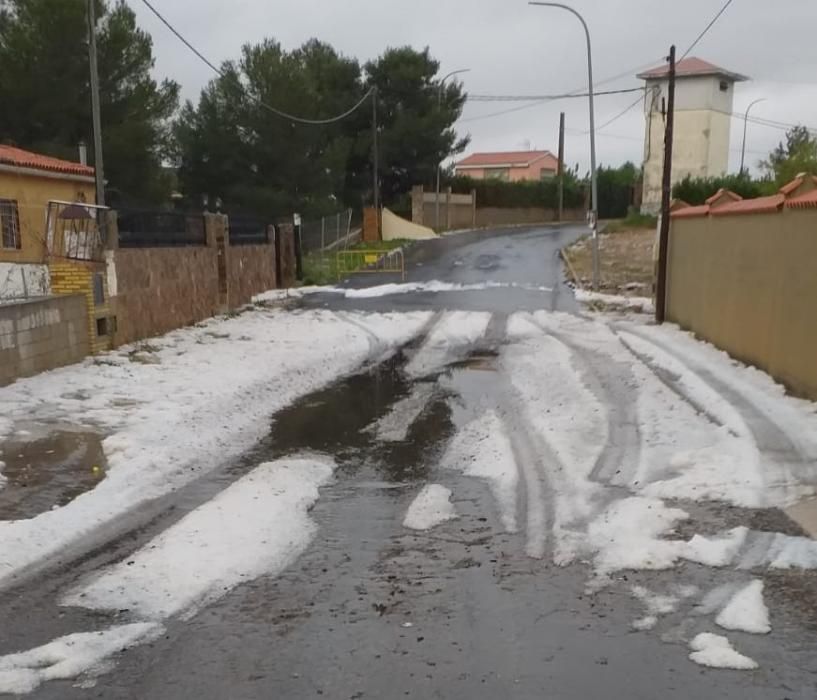 La Ribera cubierta de granizo