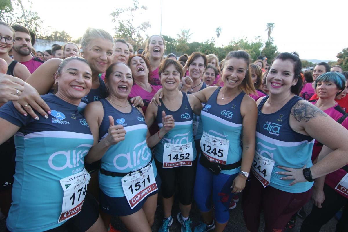 La marea rosa inunda las calles de Córdoba