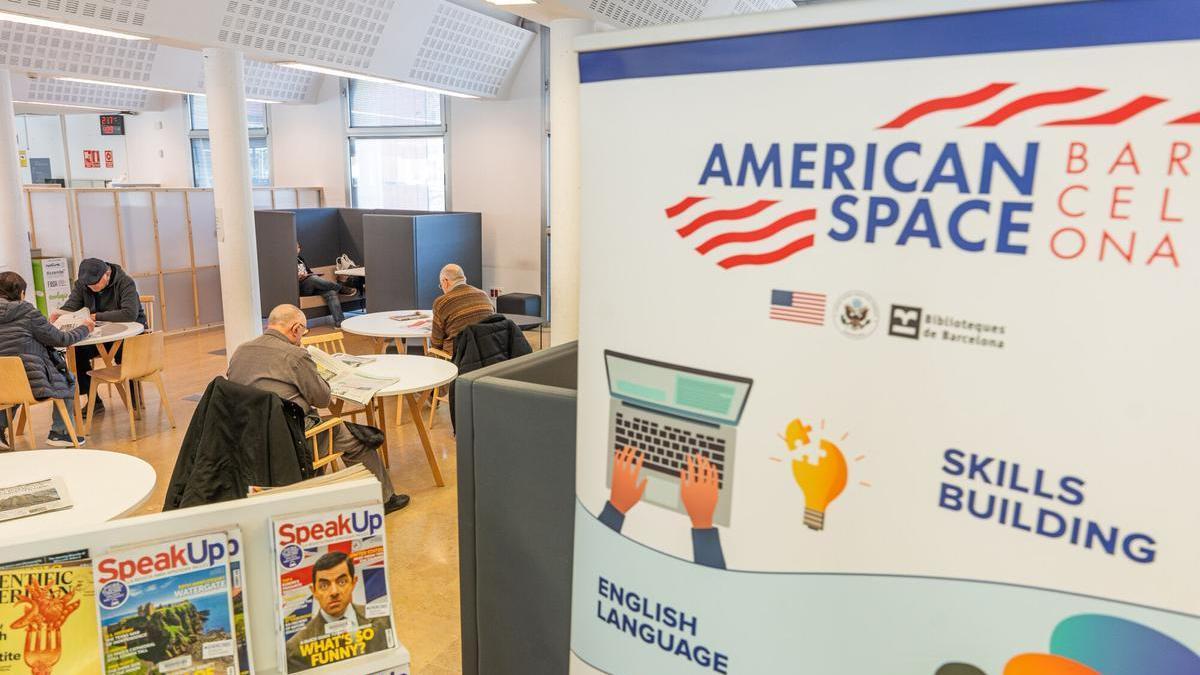 Una imagen del American Space Barcelona que Trump cuestiona por inclusivo.