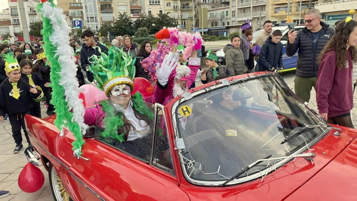 Carnaval a Blanes amb la Ceravila Jove i la nova Reina i Rei del Carnestoltes.